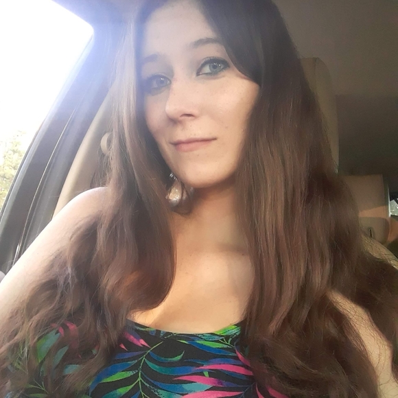 Meet your Posher, Michelle - Picture 8 of 16